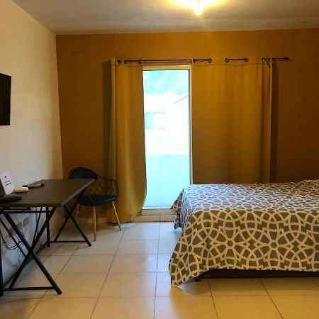 Consulado Suites Monterrey Ngoại thất bức ảnh