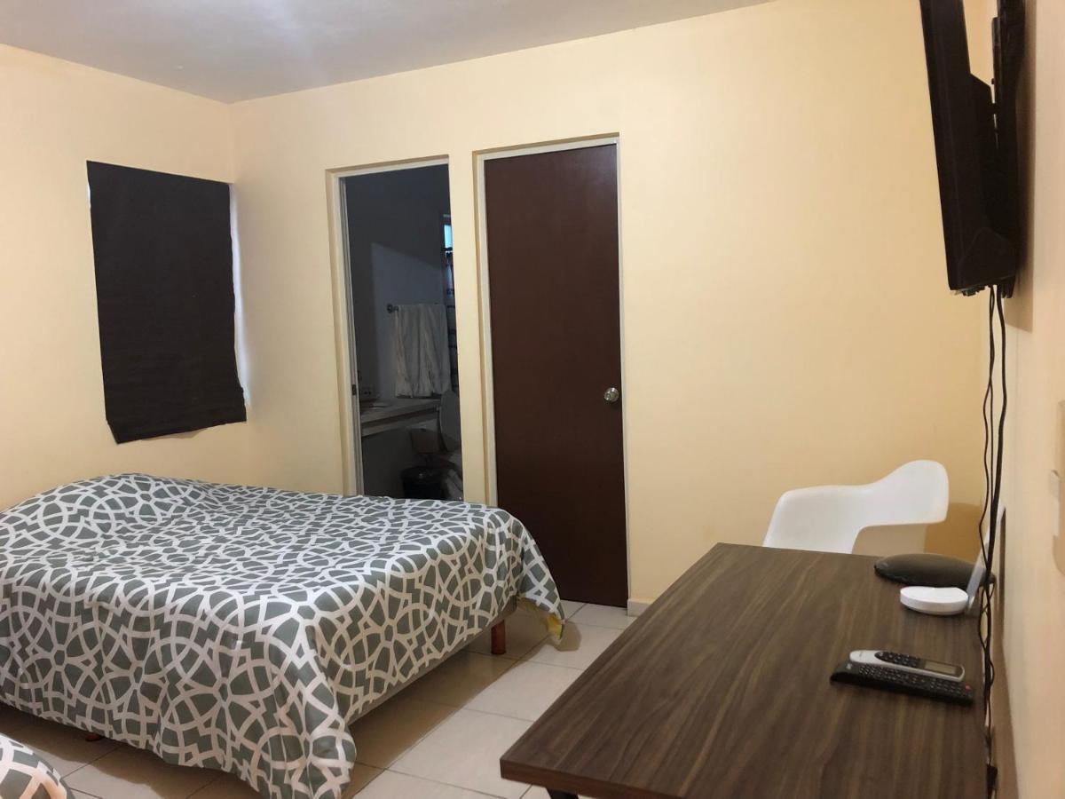 Consulado Suites Monterrey Ngoại thất bức ảnh